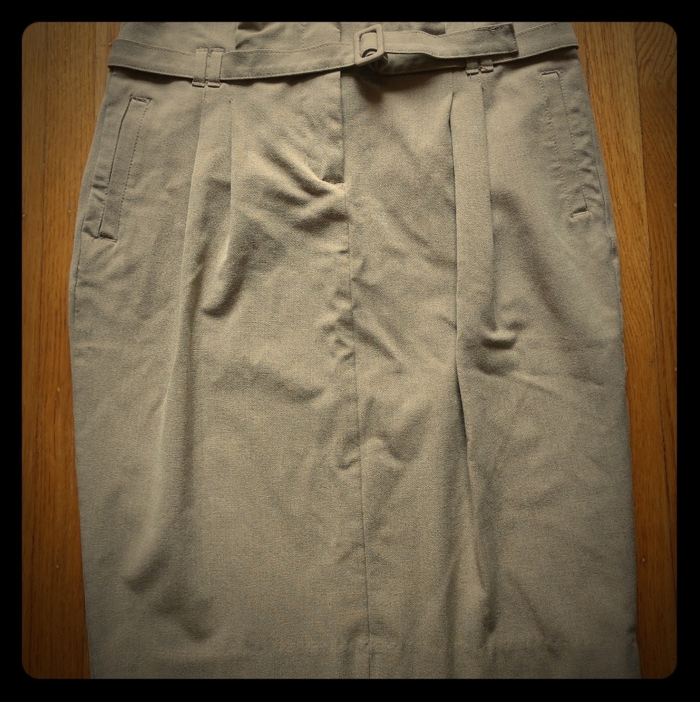 Mad Men style stretchy pencil skirt